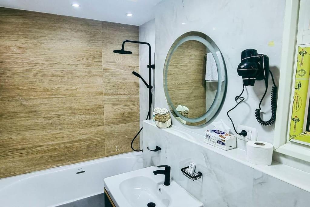 Luxury Vip Apartment El El Cairo Exterior foto